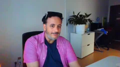 nassobout online show from July 17, 11:50 pm