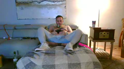 nassobout online show from February 14, 2:36 am