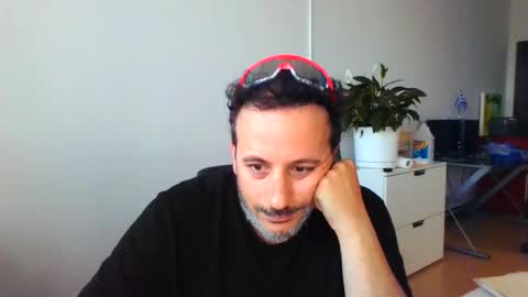 nassobout online show from July 6, 10:12 pm