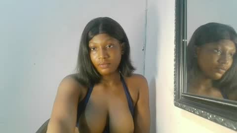 Nastybadgirlxx online show from June 11, 7:12 pm