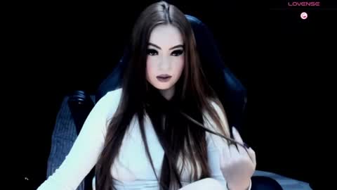 nastykatty_ online show from June 12, 9:03 pm