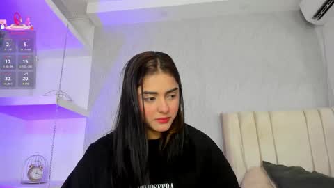 Naty  online show from January 15, 12:14 pm