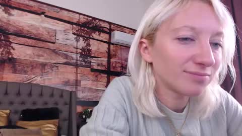 Natalie online show from November 7, 12:40 pm