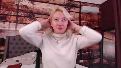 Natalie online show from December 14, 12:00 pm