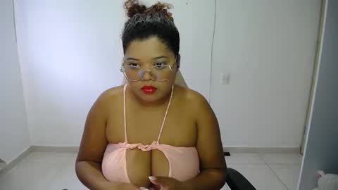 natalie_tits1 online show from January 6, 7:40 pm