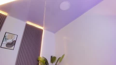 Natalie online show from December 11, 7:57 pm