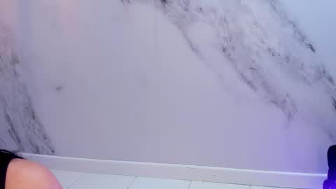 Natalie online show from December 20, 8:01 pm