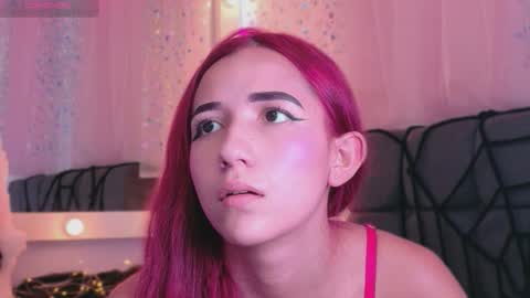 Snapshot of natalliapradas chatting on October 15, 8:31 pm natalliapradas online show from October 15, 8:31 pm