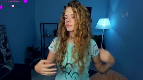 Natalie online show from October 19, 5:01 am