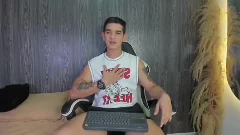 natan_77 online show from February 4, 2:37 am