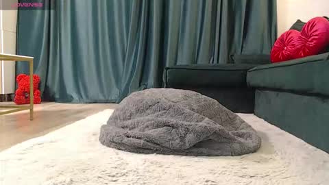 Naty  online show from March 16, 9:52 pm