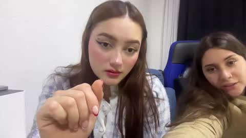 natasha_romanof18 online show from January 8, 4:07 am