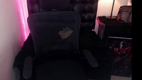 natashanice_ online show from September 10, 9:16 pm