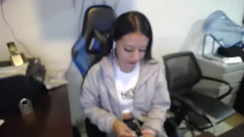 Natashax  online show from February 8, 3:10 pm