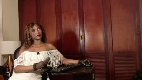 nathalia online show from April 11, 4:06 am