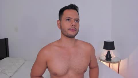 Nate Ocean online show from December 3, 4:31 am