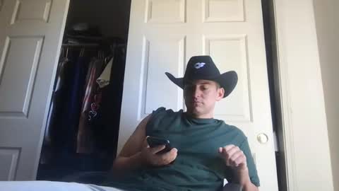 natetheexplorer online show from July 10, 9:41 pm
