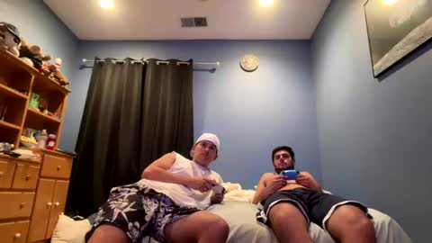 natetheexplorer online show from June 25, 5:12 am