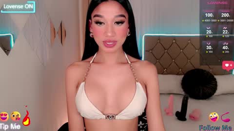   please follow me guyss online show from February 25, 10:09 pm