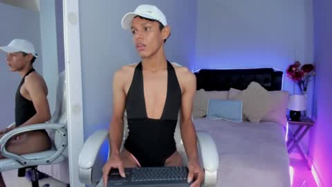 nathalie_moon_ online show from April 9, 2:01 pm