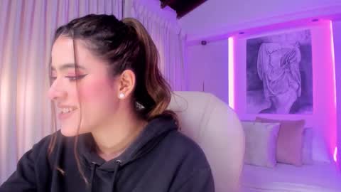 NATHALIE online show from December 18, 12:22 pm