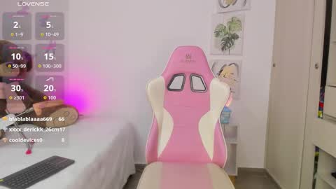 nathaly_evans18 online show from October 7, 6:31 am