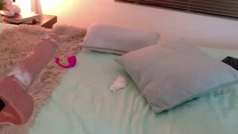 Nathaly lopez online show from July 19, 3:25 pm