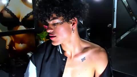 nathan_carson1 online show from December 31, 3:20 pm