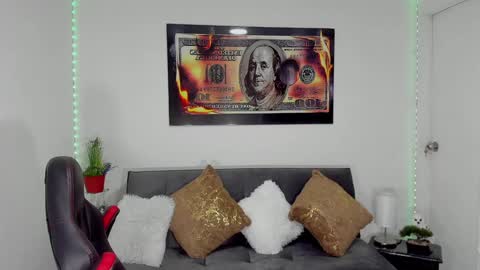 Nathan online show from February 1, 11:16 pm