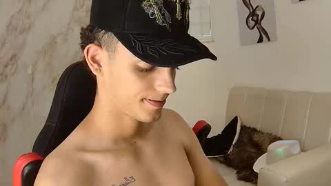 nathan_shimmer online show from March 12, 9:07 pm