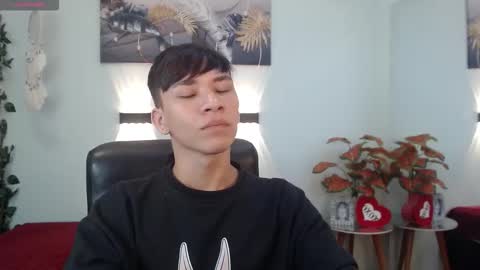 nathanclay online show from September 17, 3:32 am