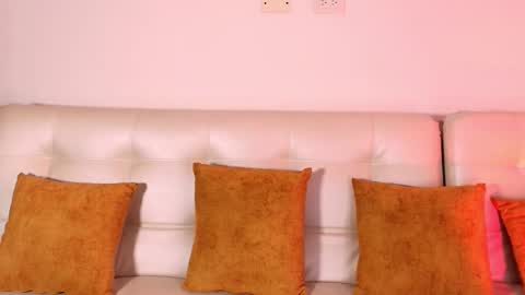   online show from December 17, 3:13 am