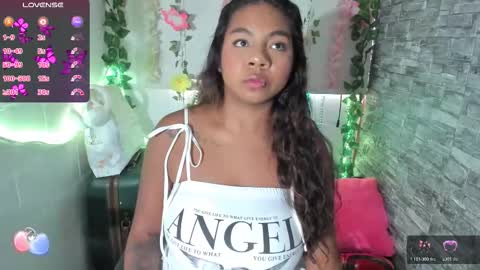 Naty online show from December 4, 9:58 pm