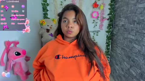 Naty online show from March 10, 7:44 am