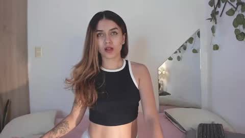 Snapshot of nathy_q chatting on September 27, 2:42 am Nathy online show from September 27, 2:42 am