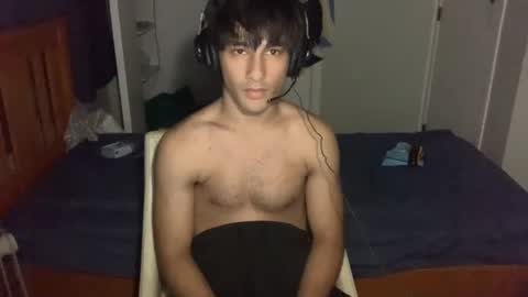 native_boy2 online show from December 19, 7:26 am