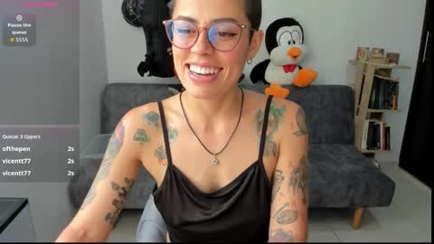 natt_op online show from October 14, 8:34 pm