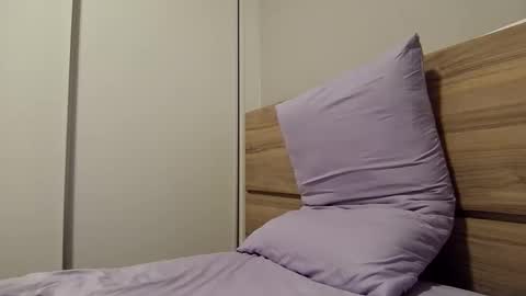 natural_dan online show from November 7, 2:03 am