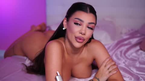 Snapshot of natydesiree chatting on March 9, 11:25 am Naty online show from March 9, 11:25 am