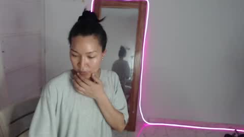 Stella Mcqueen online show from March 23, 1:38 pm