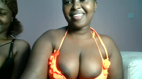 naughti_garlie online show from July 2, 3:23 am
