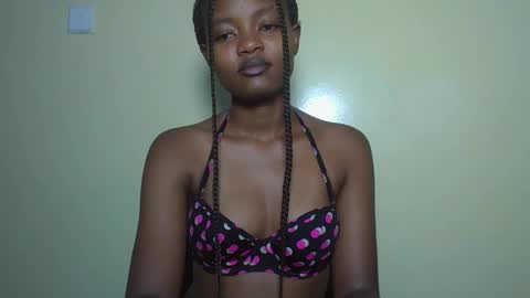 naughty_aura online show from January 16, 2:42 am