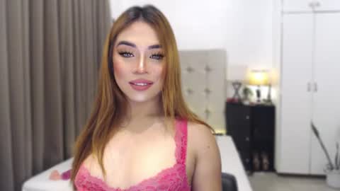 Queen Jess online show from June 11, 7:01 pm