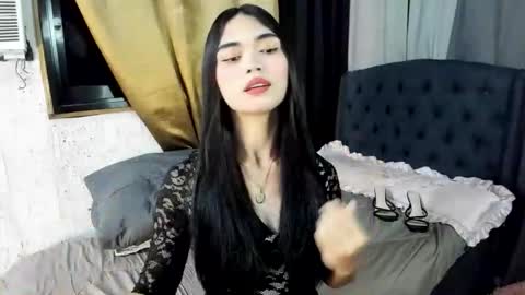 emma online show from April 7, 12:07 pm