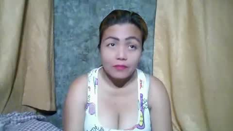 Jenn online show from February 8, 4:10 pm