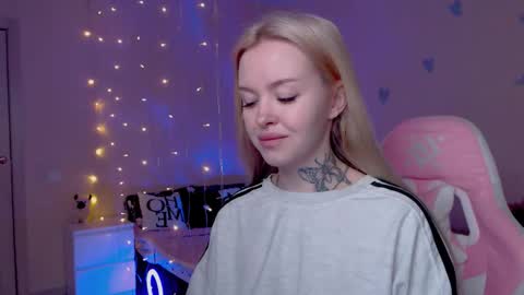 Mable online show from April 14, 12:36 am