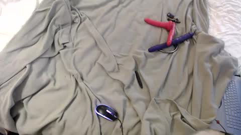 XXX online show from December 23, 7:28 am