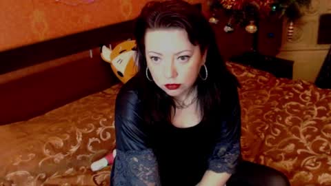 housewife Eva online show from December 25, 5:48 am