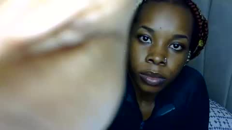 naughtyie online show from August 3, 6:14 pm