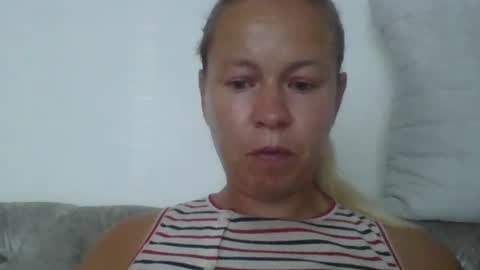 naughtyjennyblondeuk online show from July 9, 5:17 pm